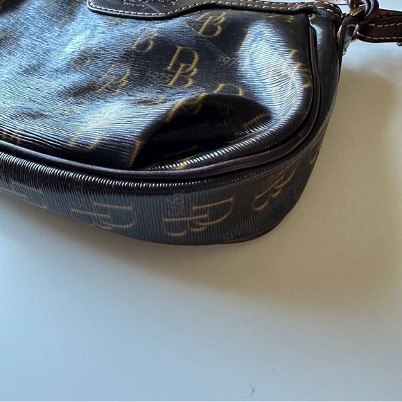 DOONEY & BOURKE 1975 SIGNATURE SHOULDER BAG - Picture 4 of 14